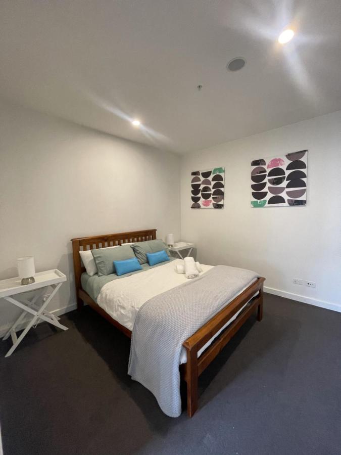 B&B Melbourne - Modern 1BD Apt w free parking in central Brunswick - Bed and Breakfast Melbourne
