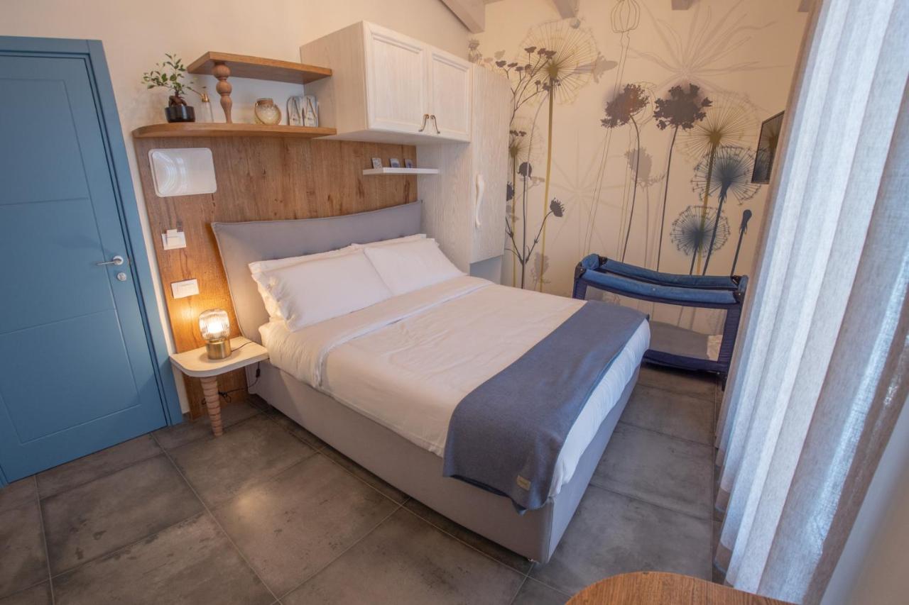 Double Room with Pool View