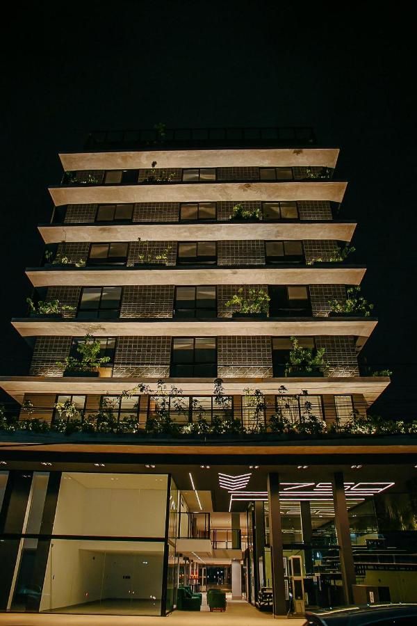 Urban 750 by Day by Day - B&B