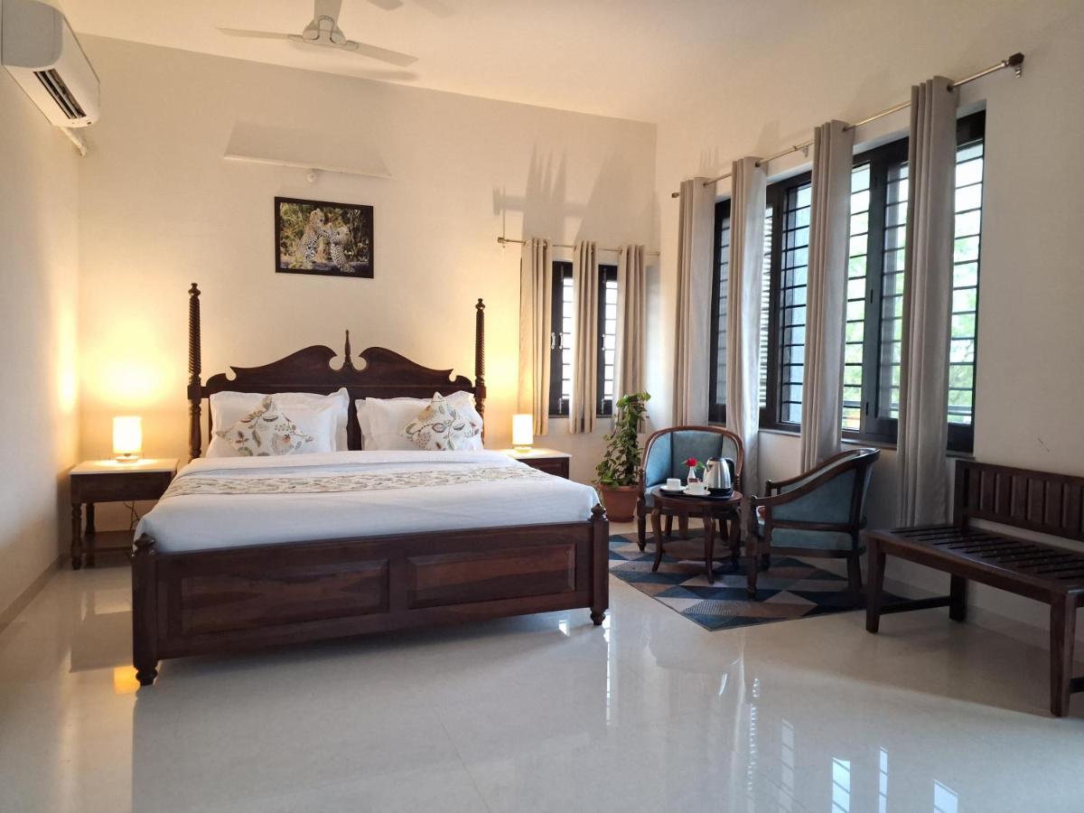 Doppelzimmer mit Balkon