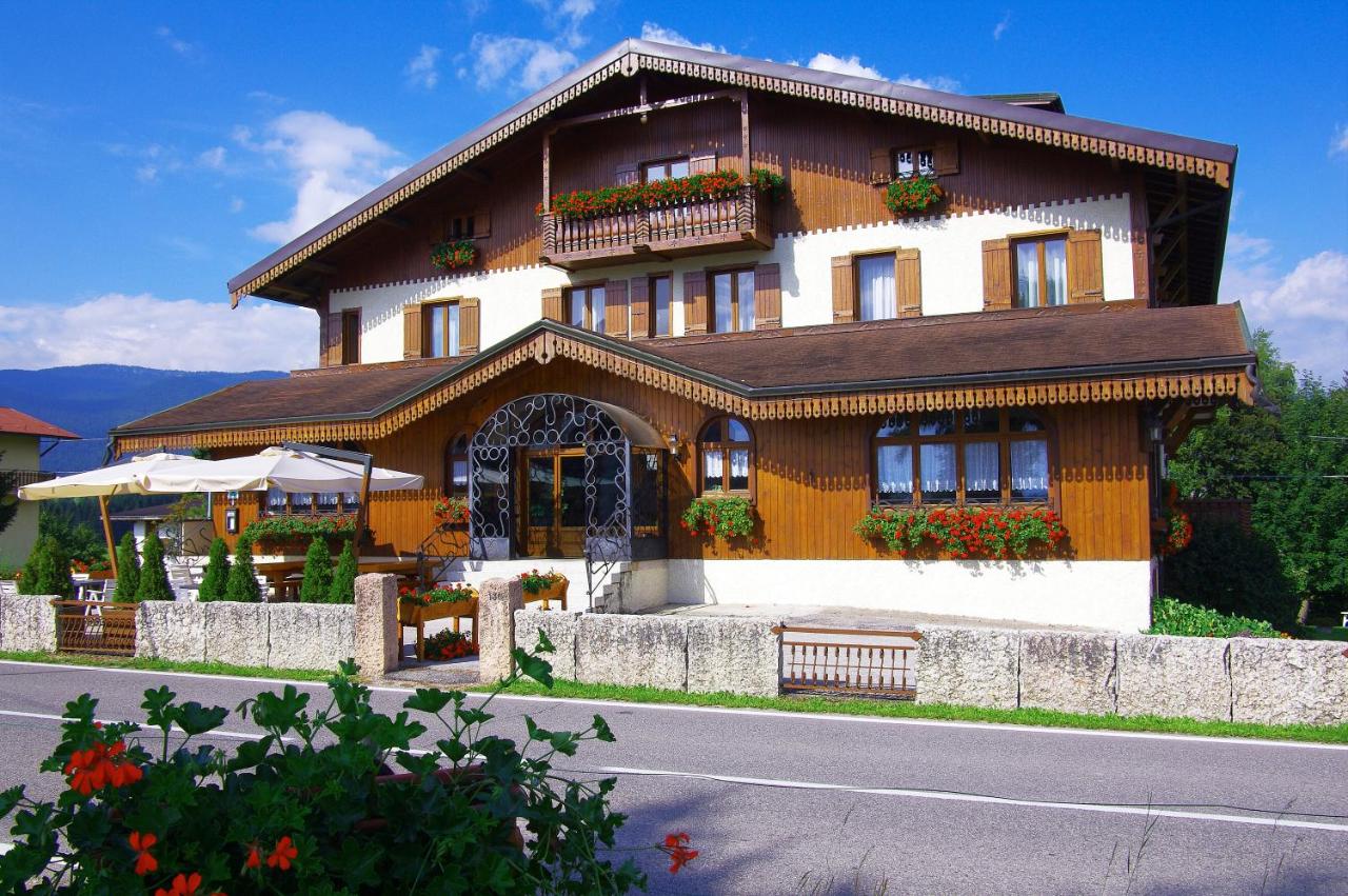 B&B Asiago - Albergo Rutzer - Bed and Breakfast Asiago