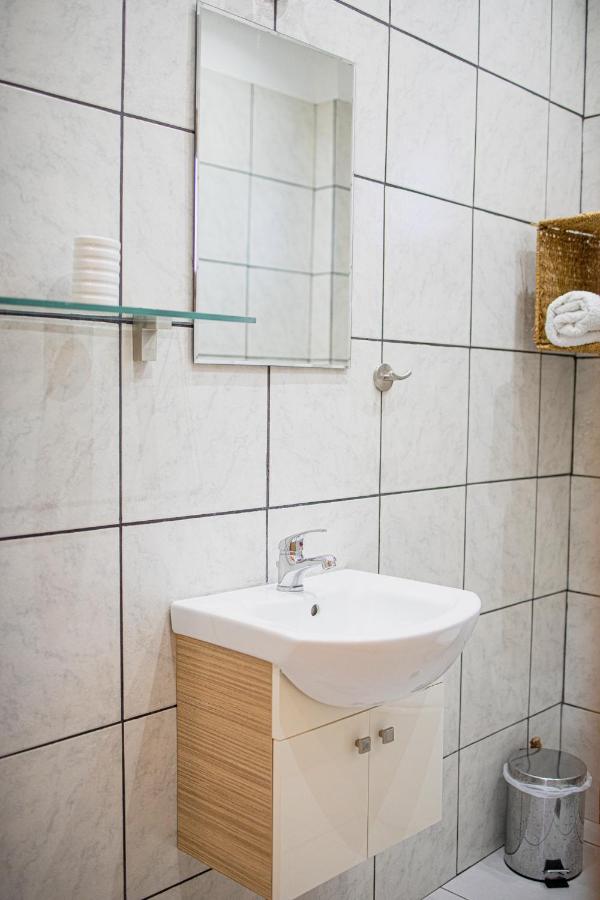 Villa 4 Chambres avec Piscine Commune