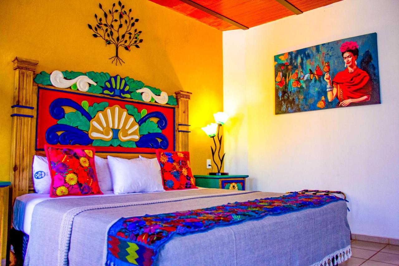 Deluxe Room with King Size bed