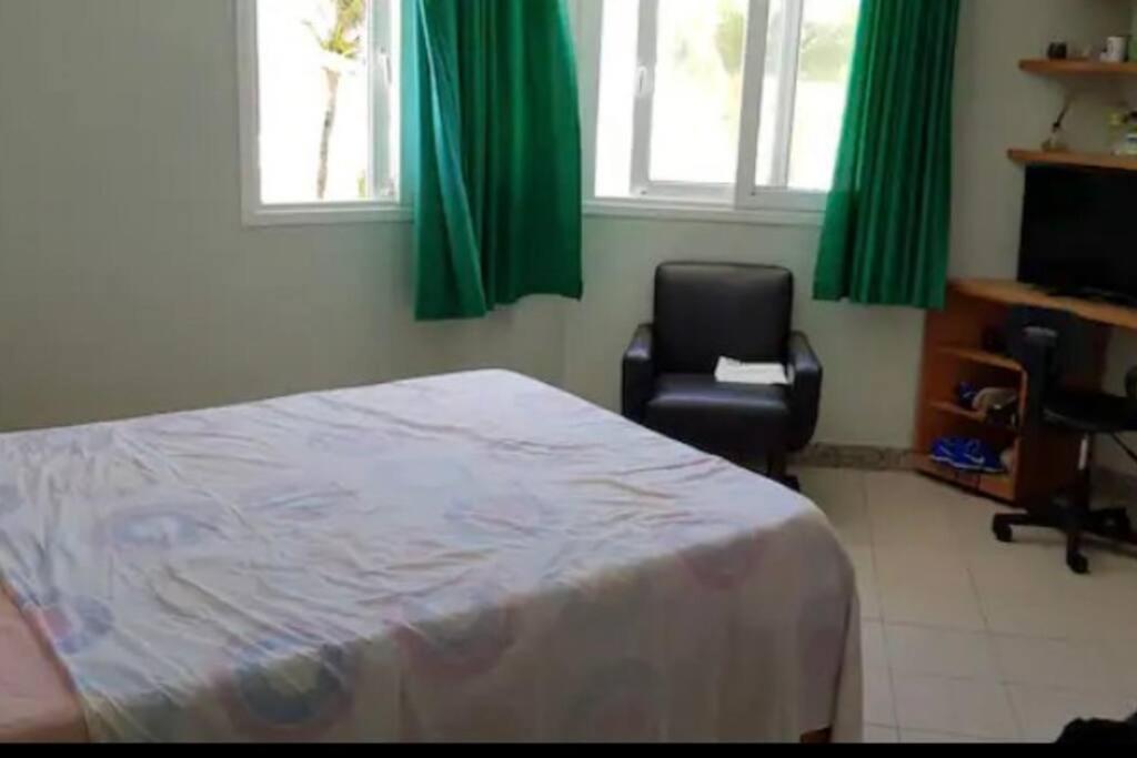 Pé na areia, casa beira-mar, Guarajuba, Cond Sol - B&B Guarajuba