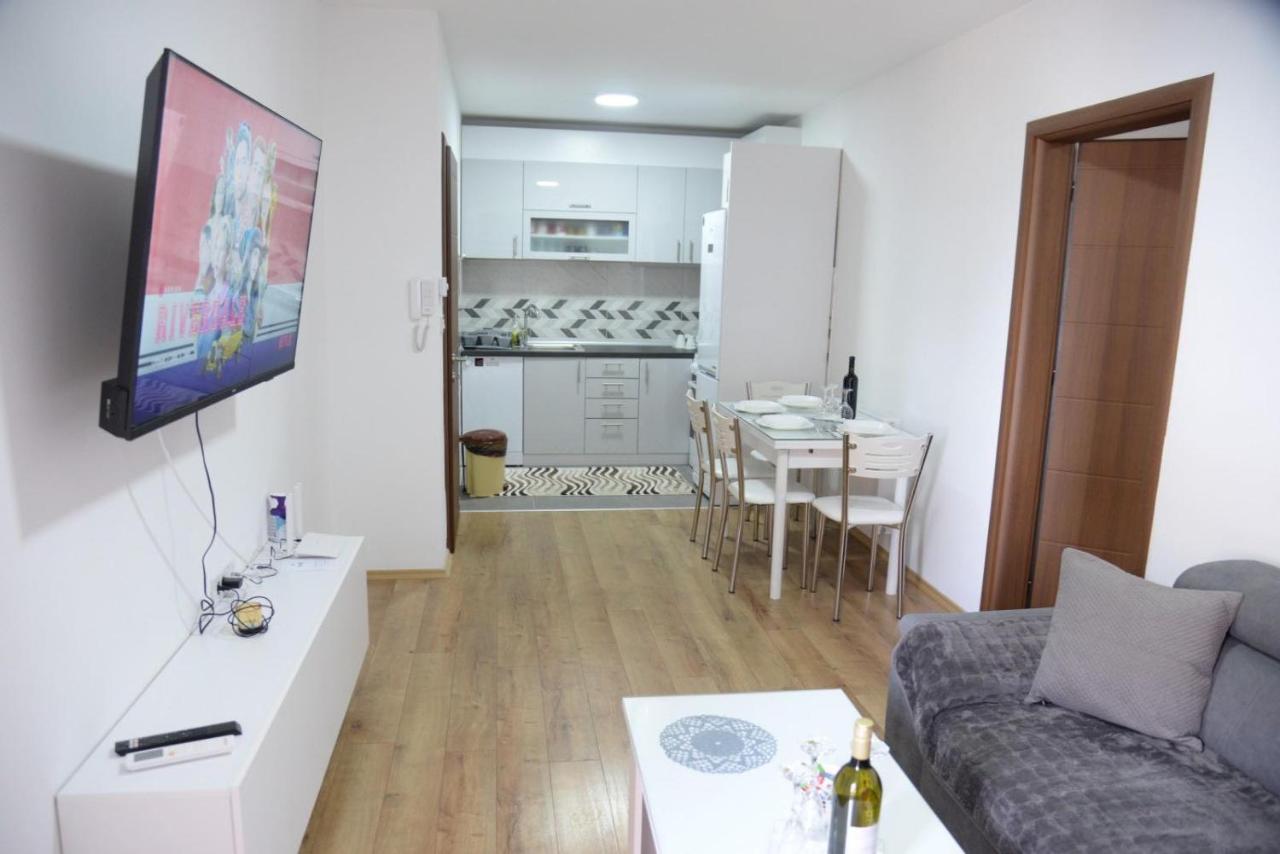 B&B Gevgelija - Apartment Chloee - Bed and Breakfast Gevgelija