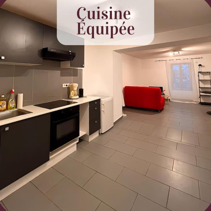 B&B Roanne - Appartement 1er étage calme parking gratuit à 1 min à pieds - Bed and Breakfast Roanne