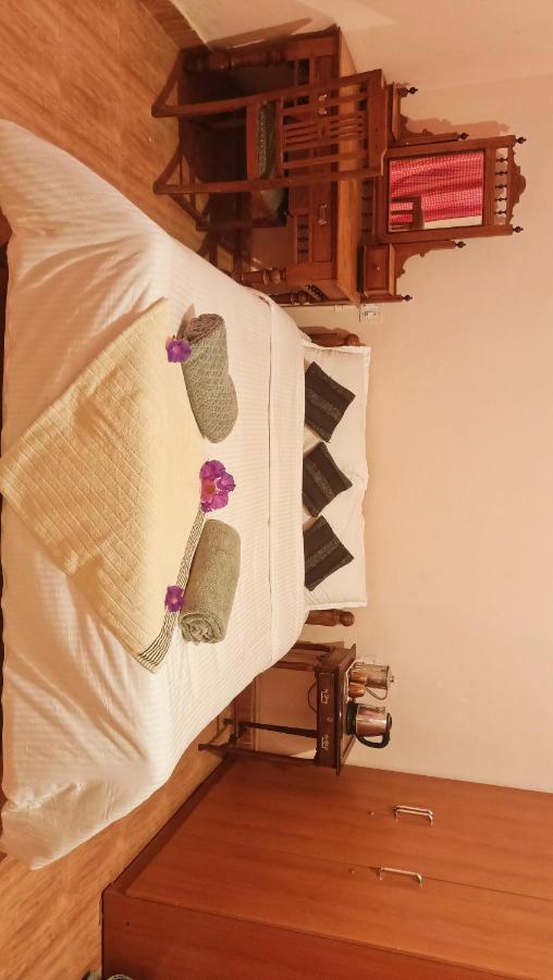 B&B Ooty - Glenside Heritage Homestay - Bed and Breakfast Ooty