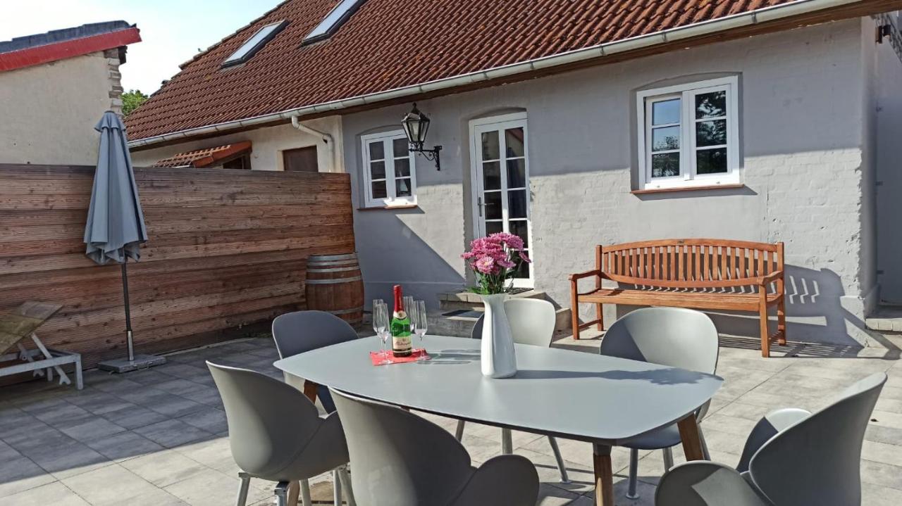 Pappelhof - Doppelhaushälfte mit Garten in Grömitz - B&B