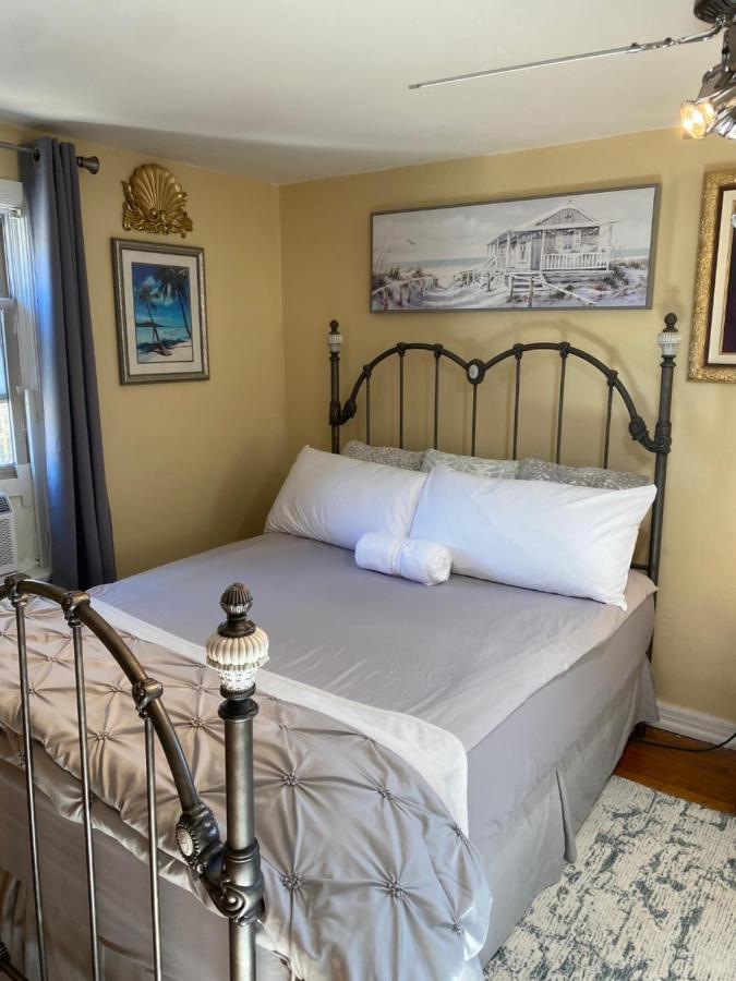 B&B St Louis - Cozy room near Airport & Highway - Bed and Breakfast St Louis
