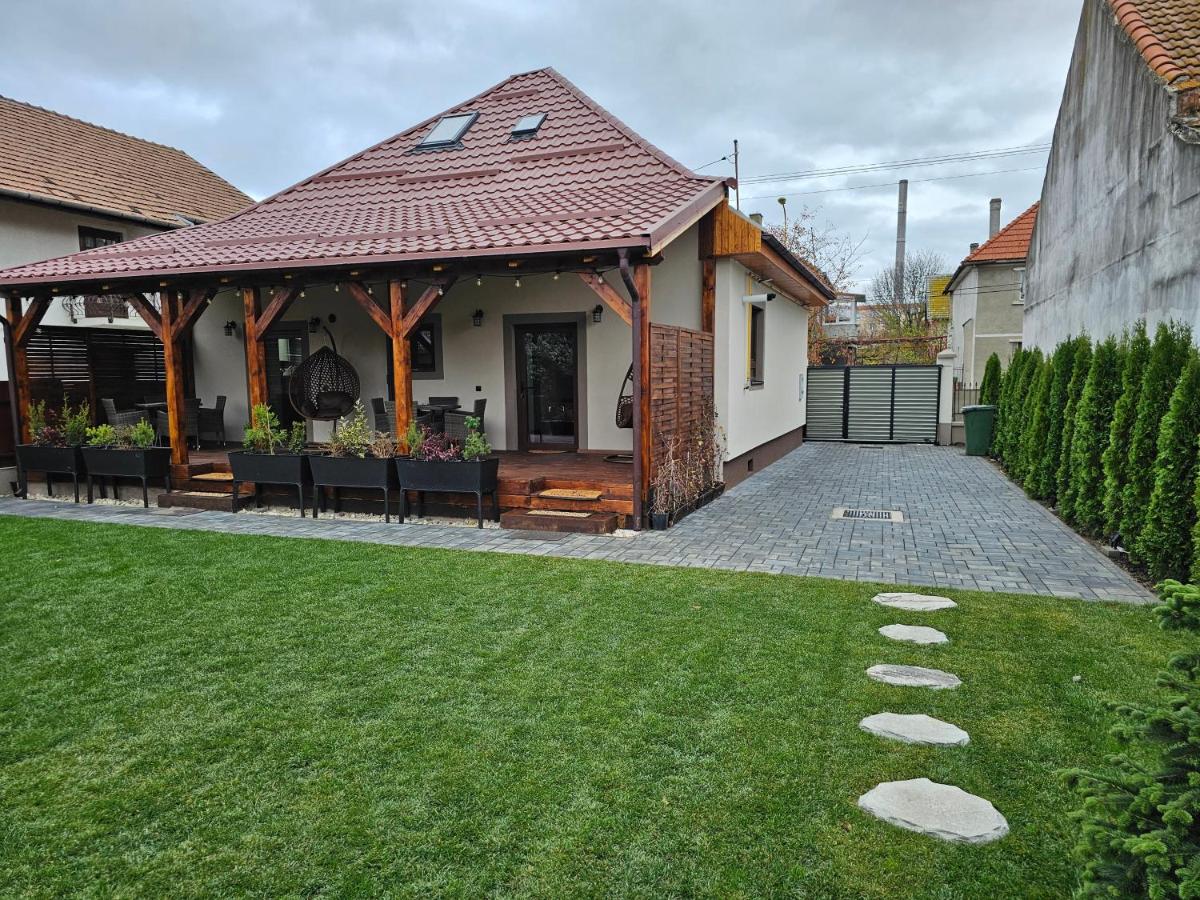 Arbor Inn - B&B