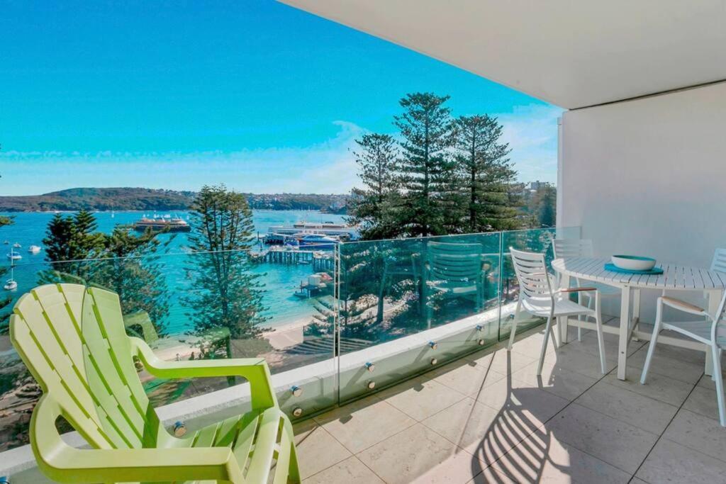 B&B Sydney - MAN29 - Beautiful 2 BR Apartment Manly Wharf Views - Bed and Breakfast Sydney