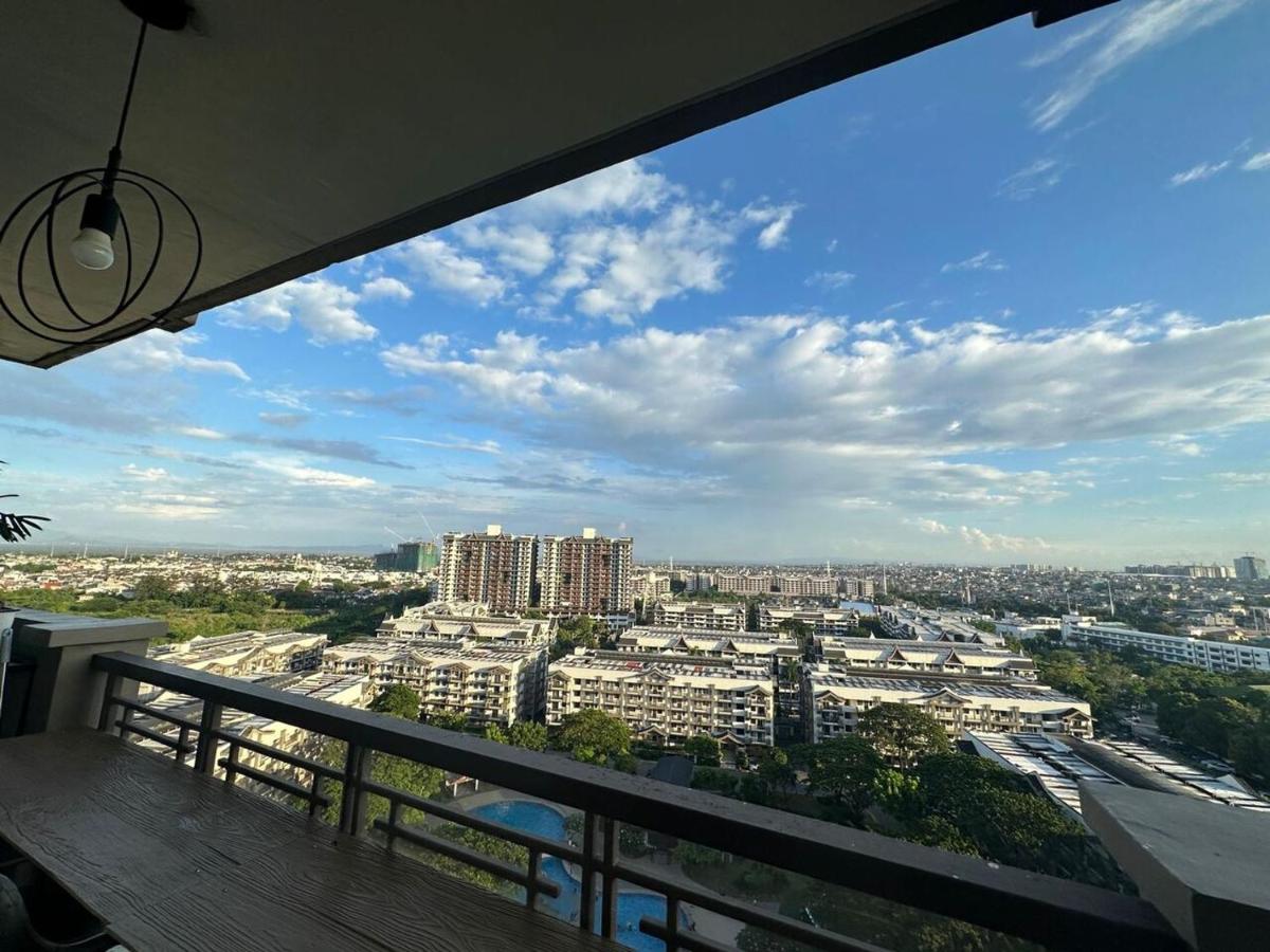 Condo in Taguig, 2br condo, Acacia Estates, BGC, - Bed and Breakfast Manilla