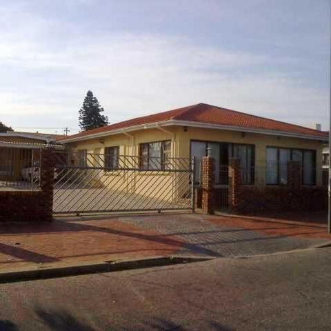 Gqeberha Self Catering Apartments - Ferienwohnung Kensington