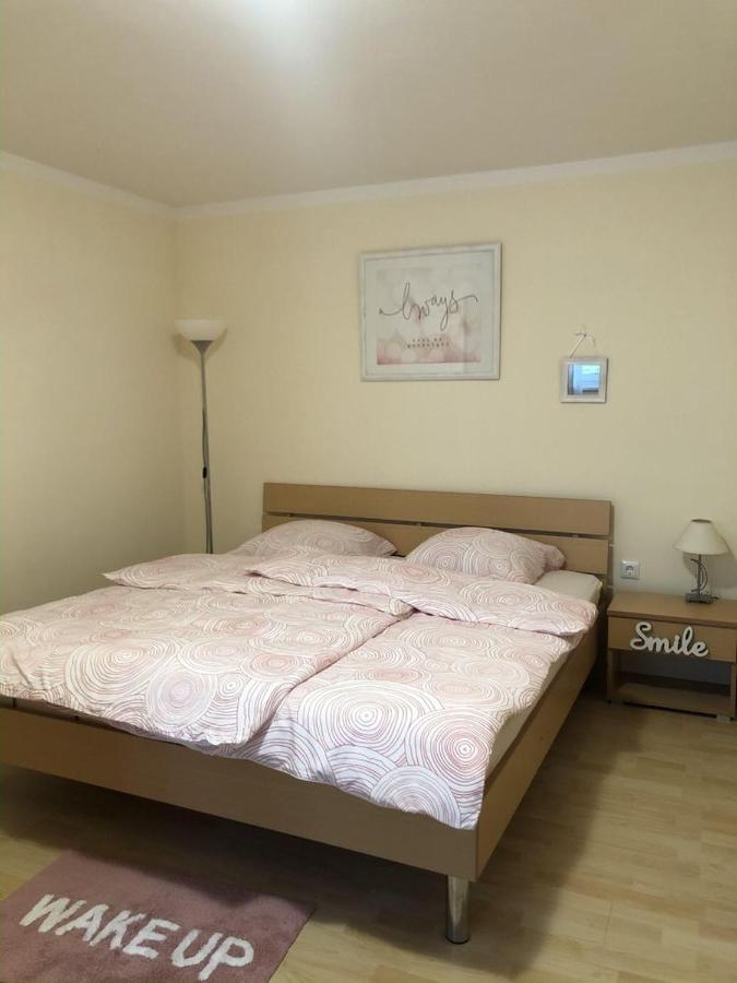 Apartment mit Terrasse
