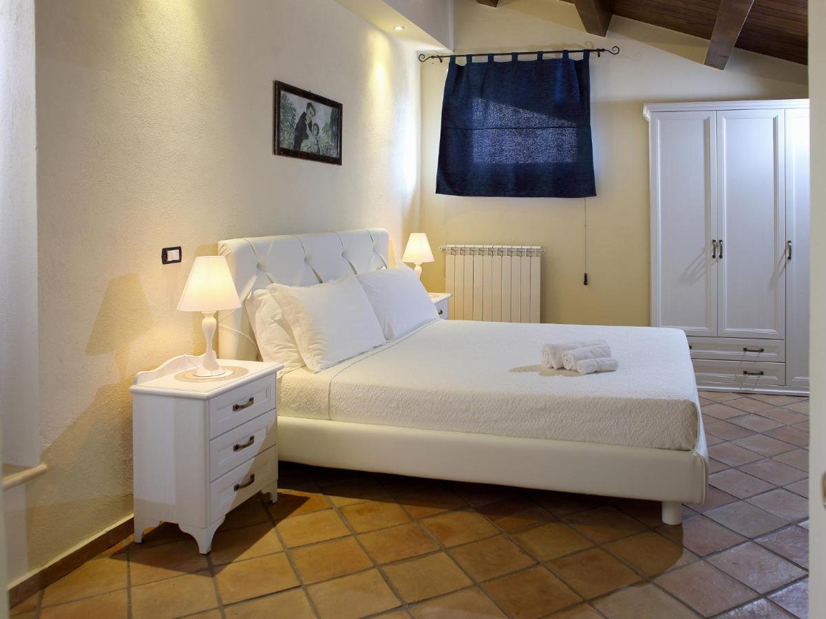 Camera Matrimoniale più Letto singolo con Terrazza Panoramica