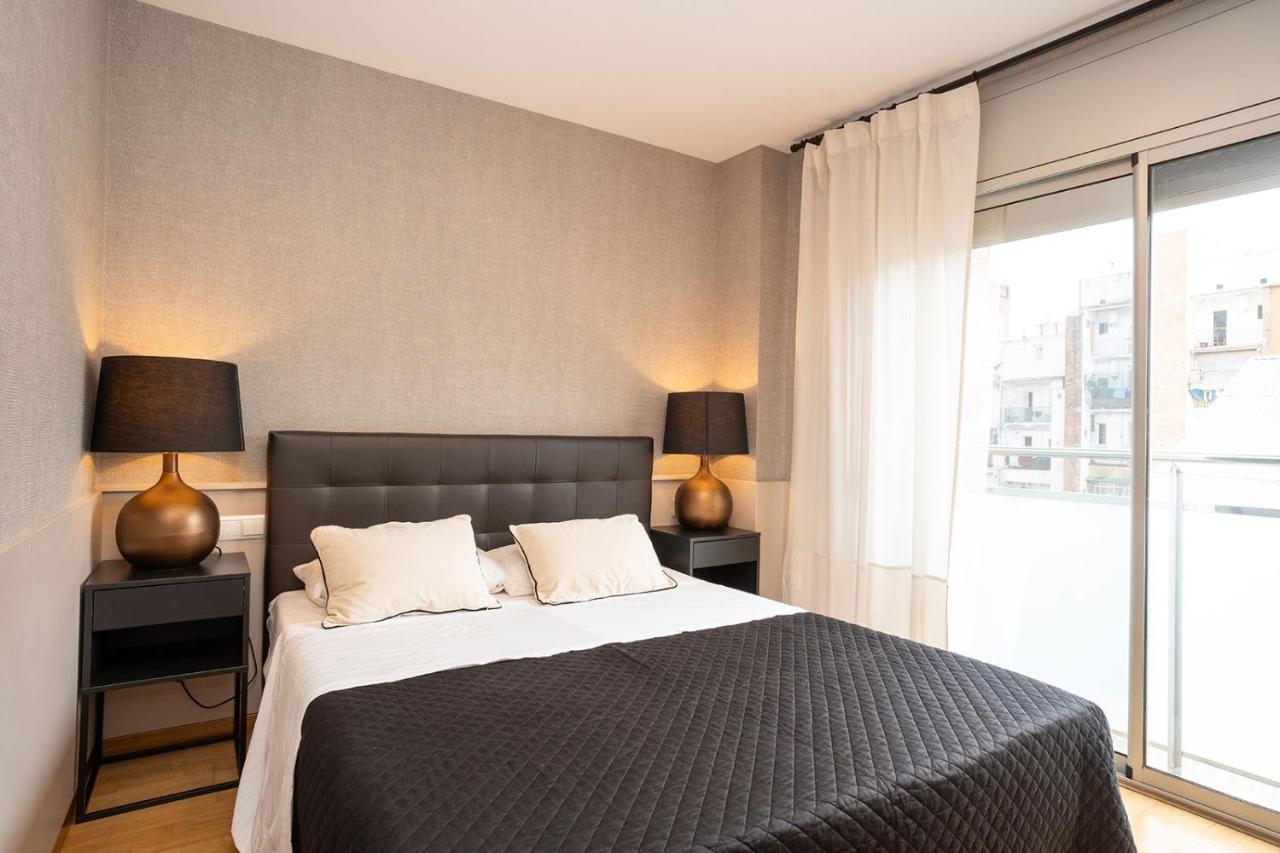Modern apartment near Pl. España - B&B