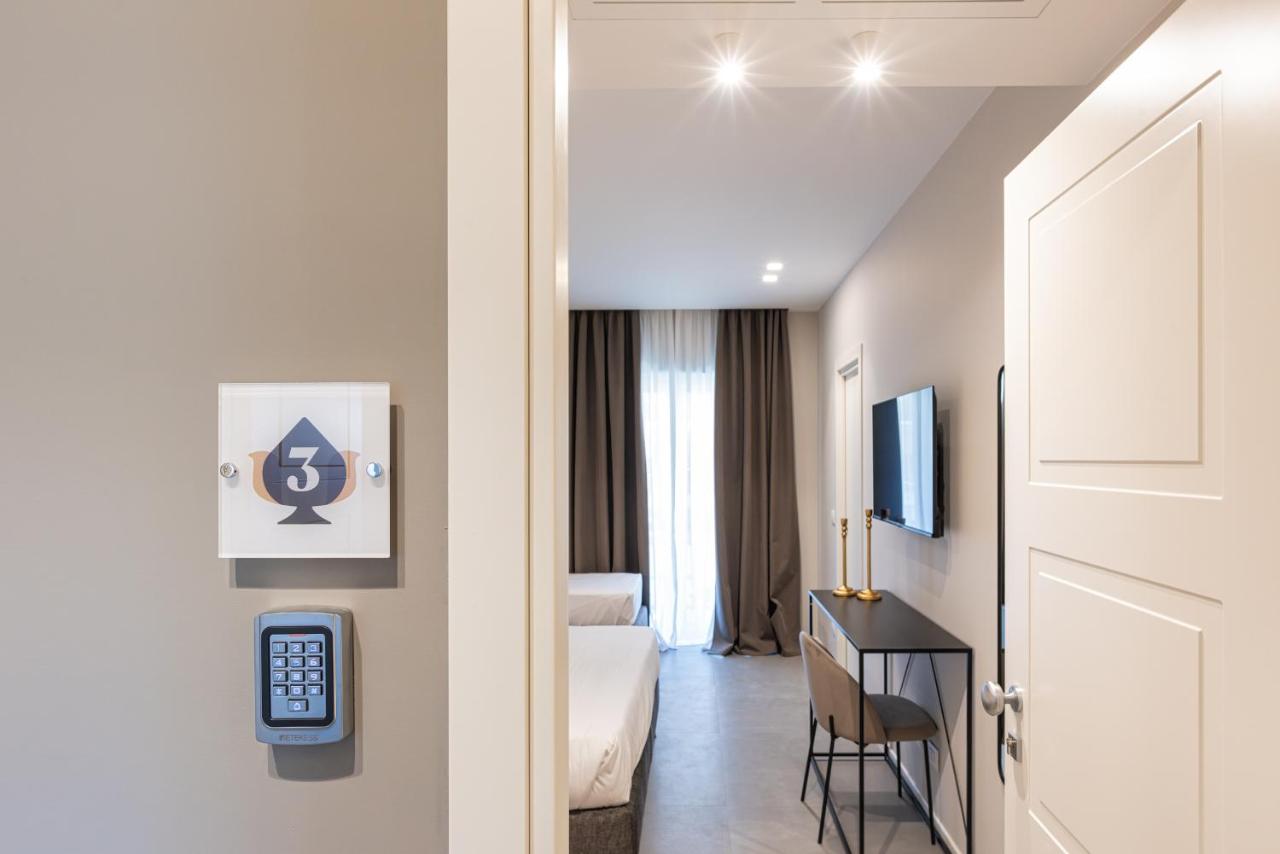 Habitación Triple con balcón