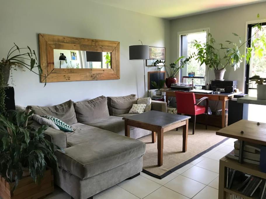 B&B Nantes - T3 de 68m2 avec jardin, à 5mn gare et centre ville - Bed and Breakfast Nantes