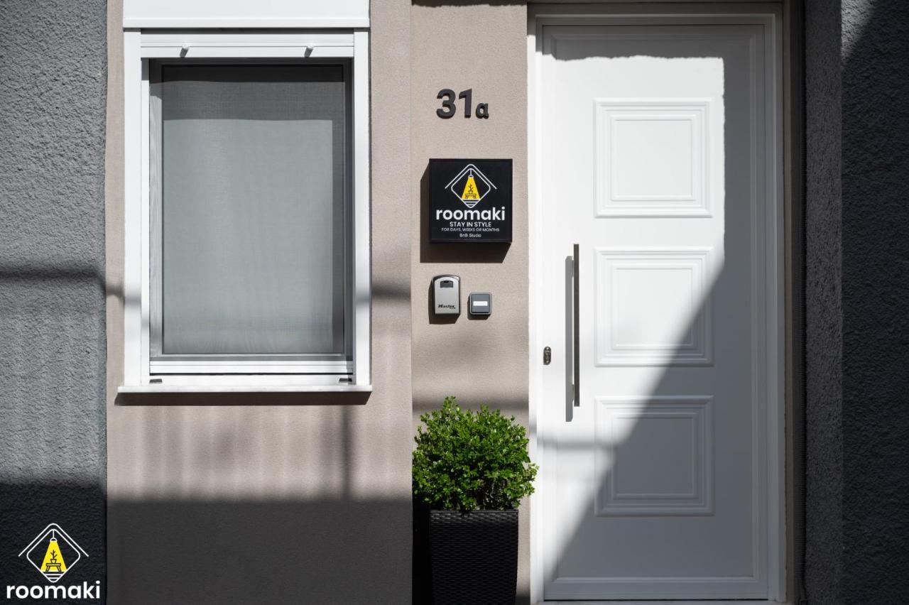 roomaki -tasteful studio in the center w/ parking - Bed and Breakfast