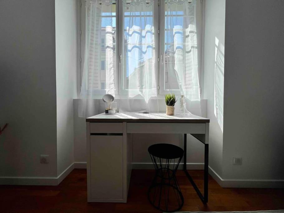 Appartement Climatisé / Centre-ville / 4 personnes - Chambres d’hôtes Besançon