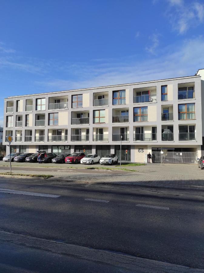 Klonowa 65 z garażem podziemnym - B&B