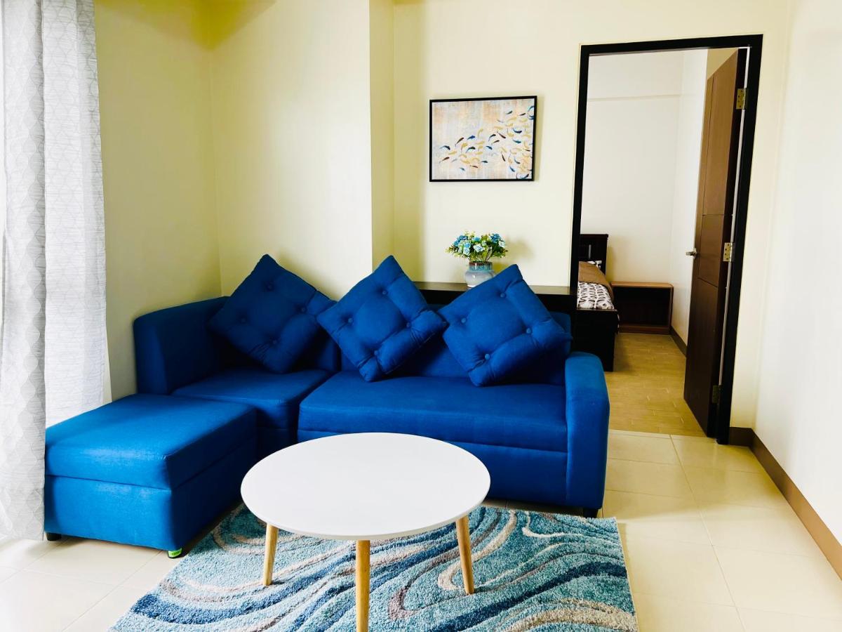 B&B Iloilo - 1 Bedroom Condo unit across Iloilo Convention Center - Bed and Breakfast Iloilo