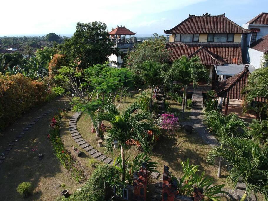 Villa Asri Karangasem - B&B Amlapura