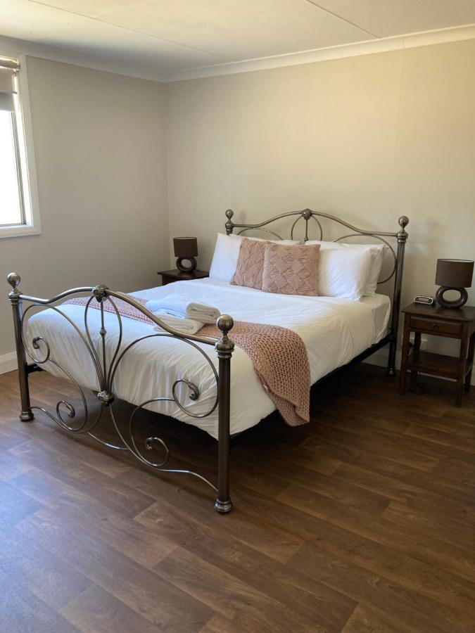 B&B Wagin - The Wooly Guesthouse - Bed and Breakfast Wagin