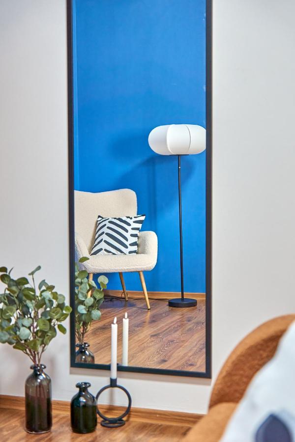 Яскраві сучасні Апартаменти для молодих та активних - Chambres d’hôtes Moukatchévo