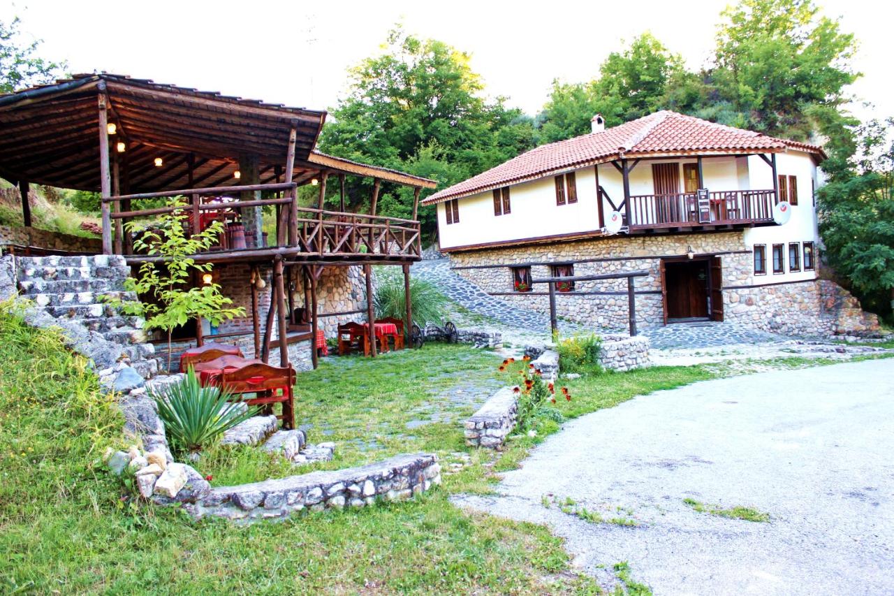 B&B Karlanovo - Melnik Pyramids Guesthouse - Bed and Breakfast Karlanovo