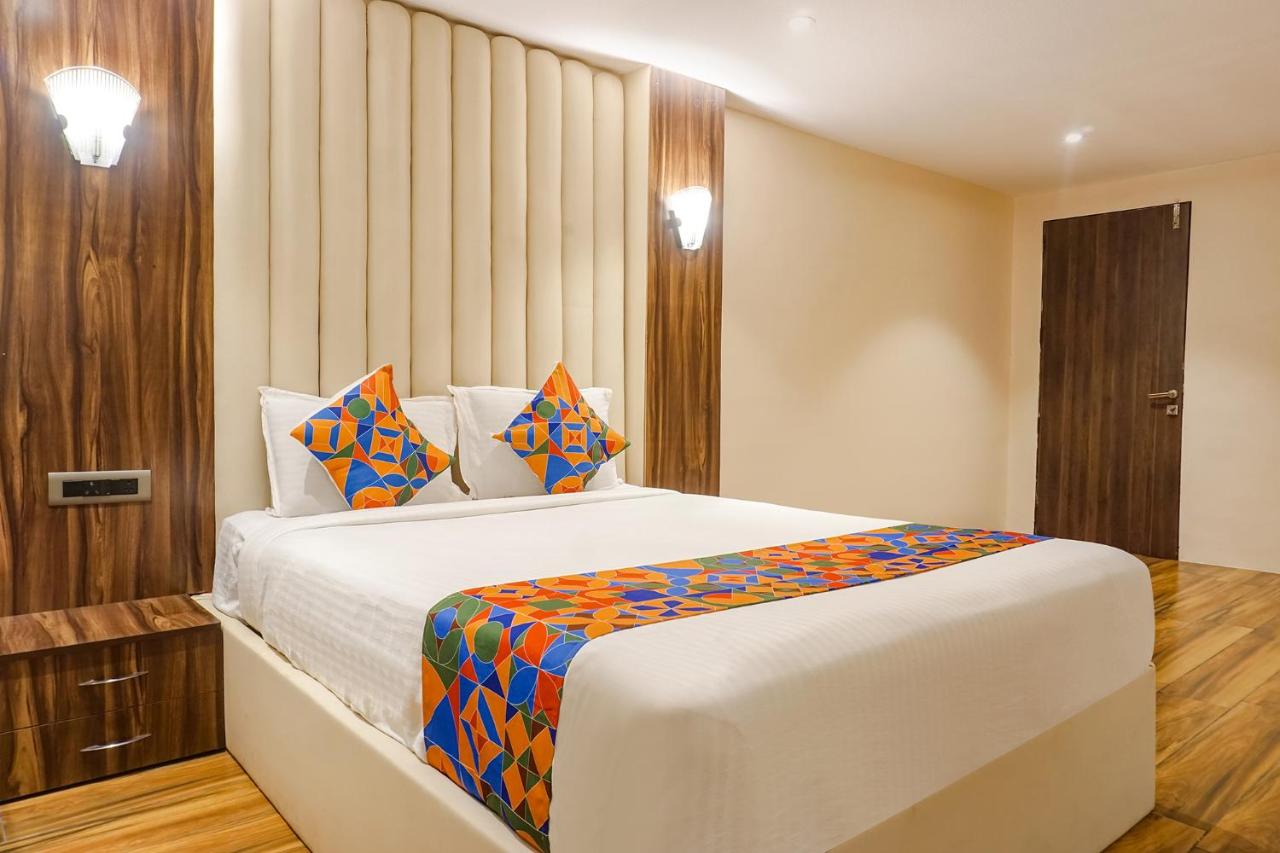 B&B Pune - FabHotel Dreams Inn - Bed and Breakfast Pune