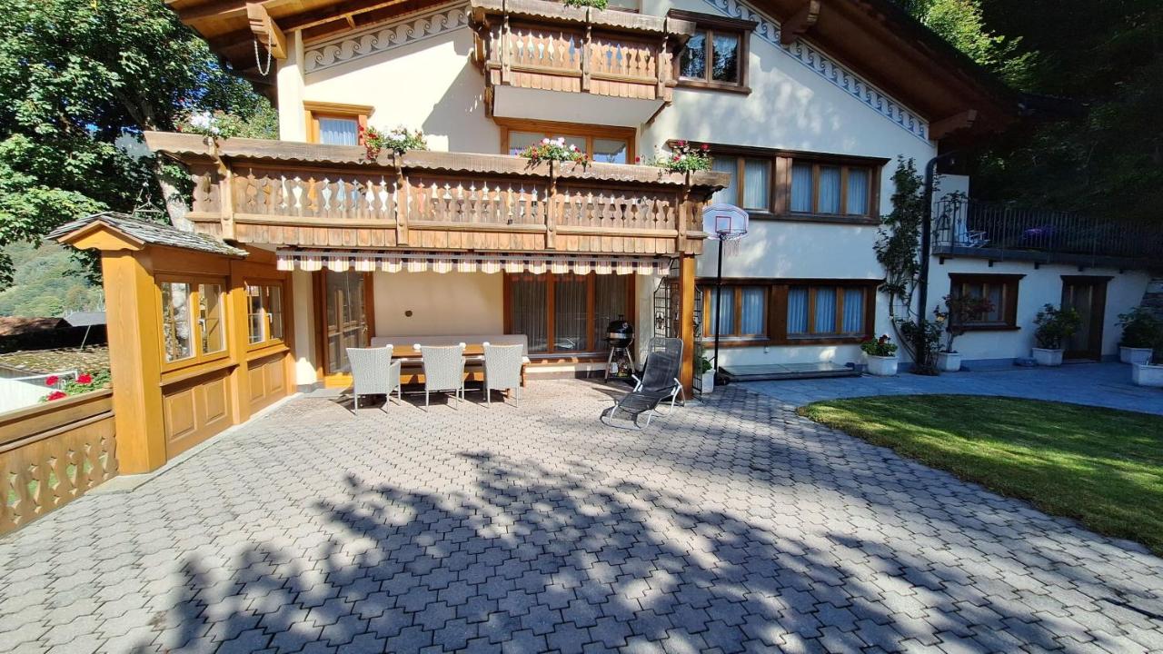 Ariola - B&B