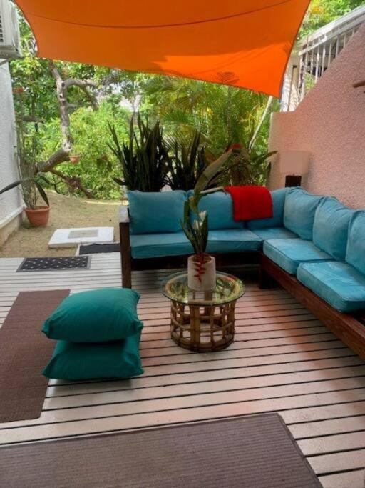 B&B Bahía Montego - Beach Townhouse, near hip strip, beach, airport - Bed and Breakfast Bahía Montego