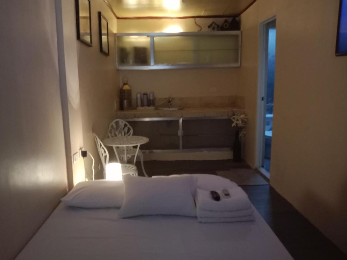 TerisitaPlace - LoveAtFirst - B&B