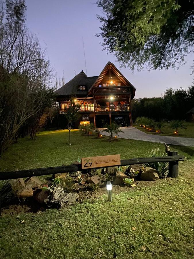 B&B Parys - Umami de Vaal River Lodge - Bed and Breakfast Parys