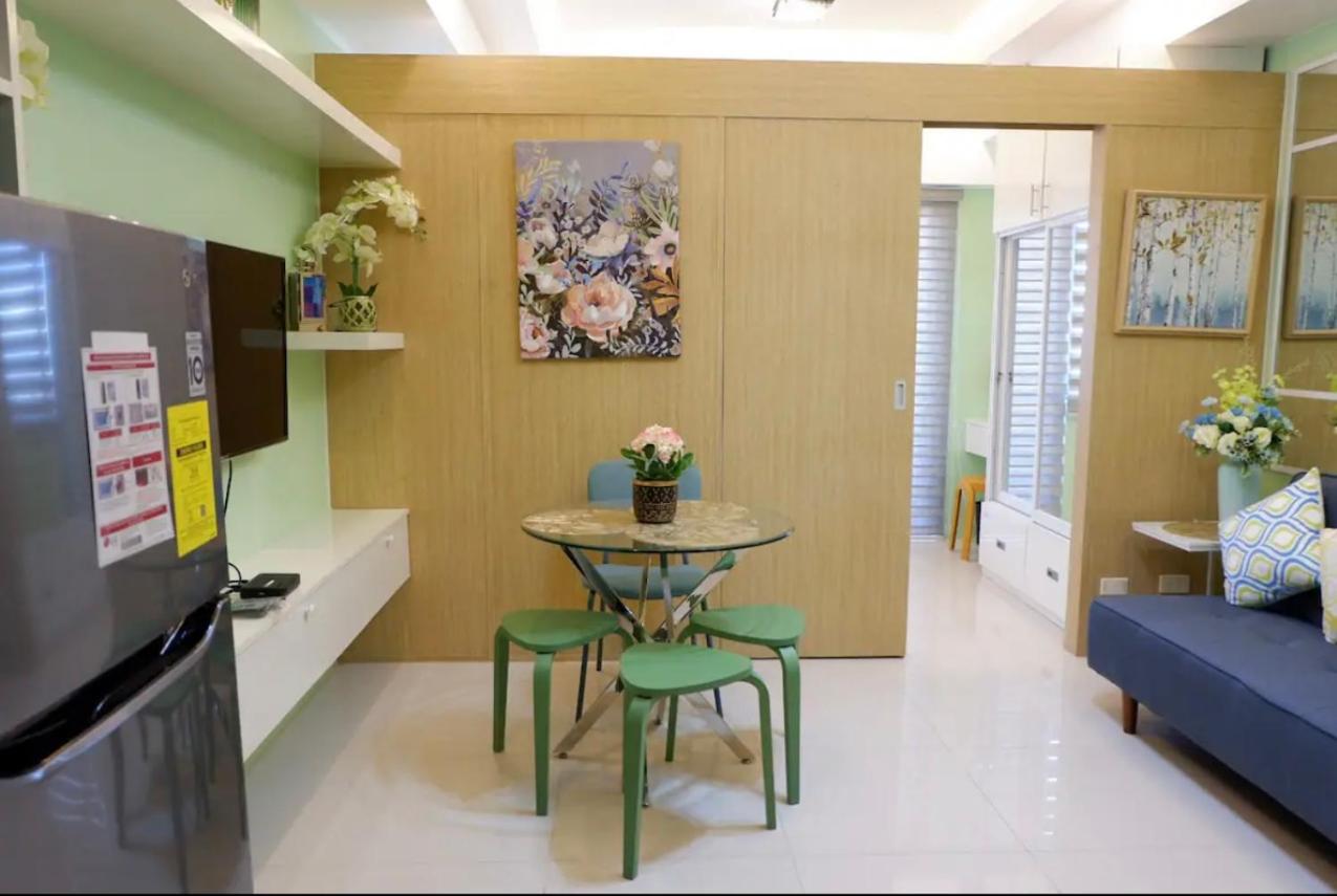 B&B Manila - One Bedroom Condo in the Heart of SM North EDSA QC - Bed and Breakfast Manila