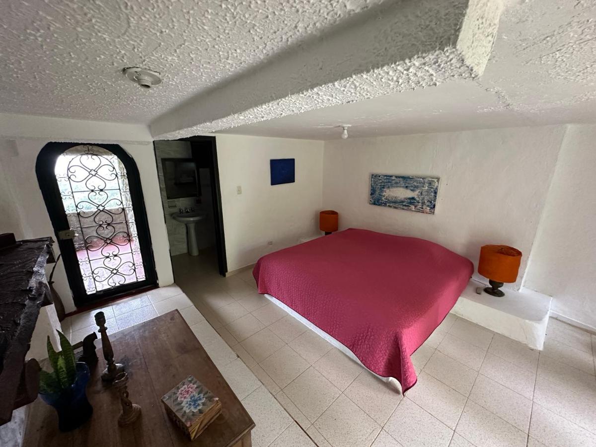 Chambre Double avec Balcon et Salle de Bains Privative