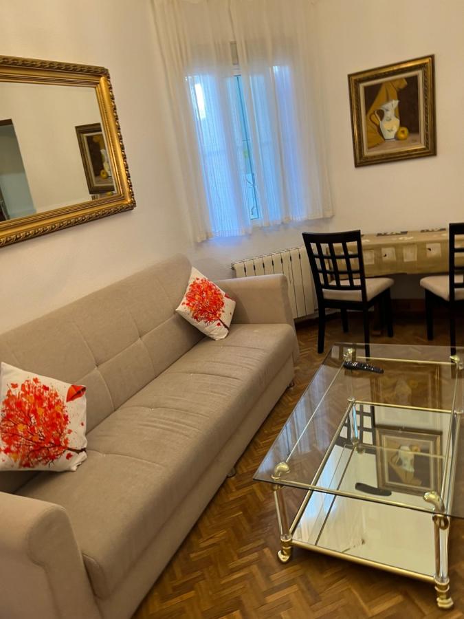 B&B Madrid - Apartamento Oporto - Bed and Breakfast Madrid