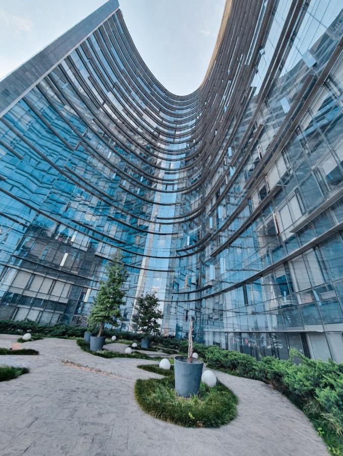 On Paseo de la Reforma, great location, luxurious, pool, gym - B&B