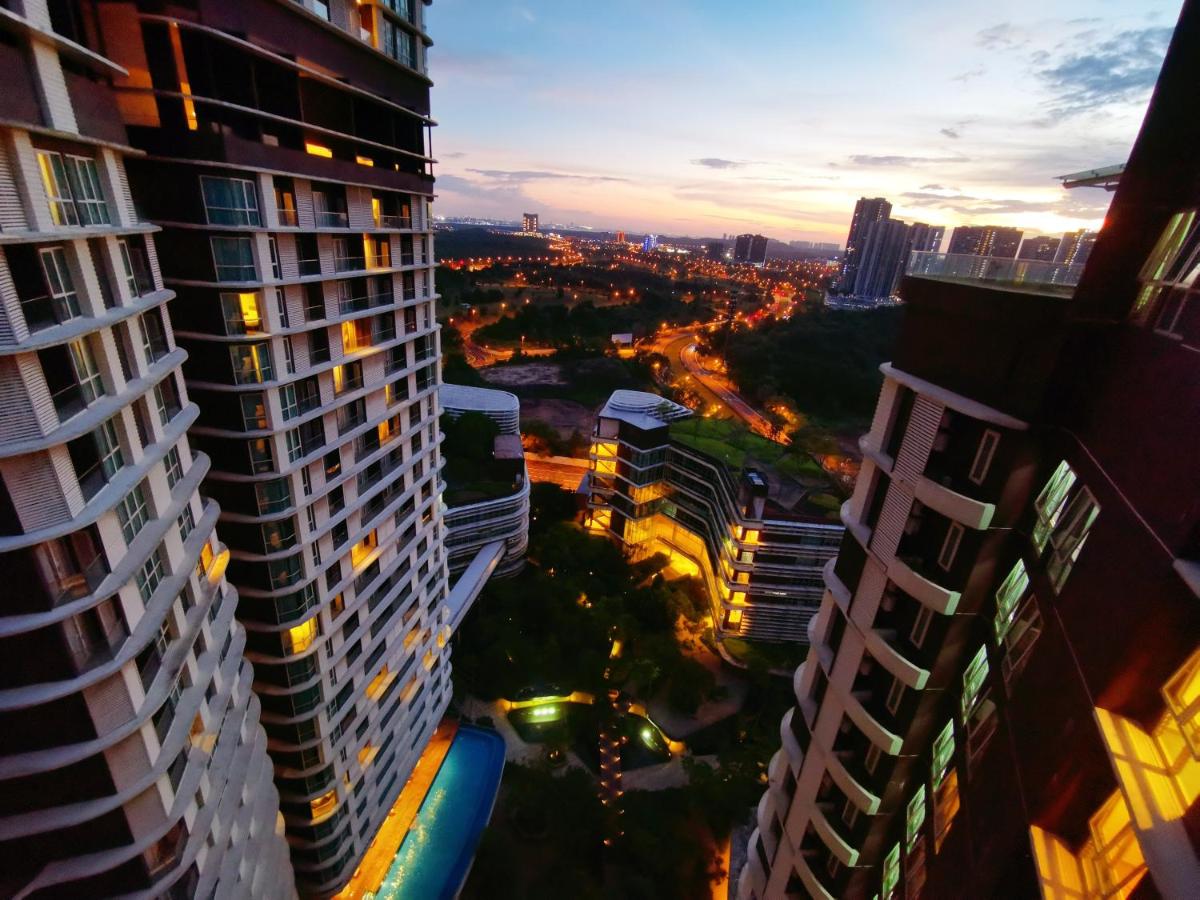 Legoland-4mins Walk-Spacious-Kids Friendly with Bathtub@ Happy Travel- AFINITY RESIDENCY - B&B Iskandar Puteri