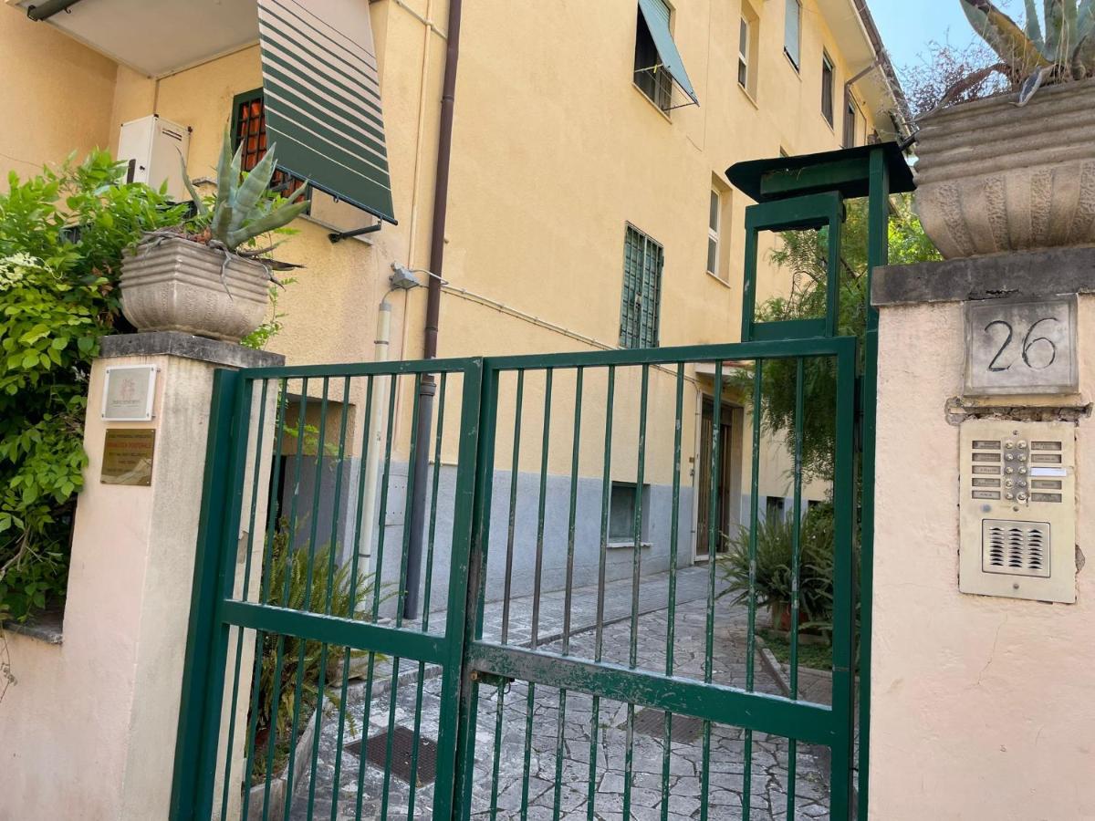Barzo Apartment - B&B Roma