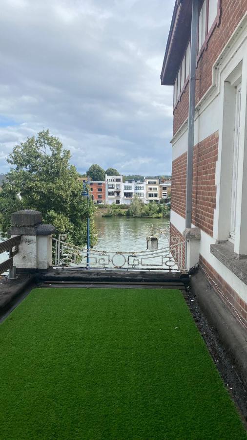 Studio vue sur Meuse - B&B