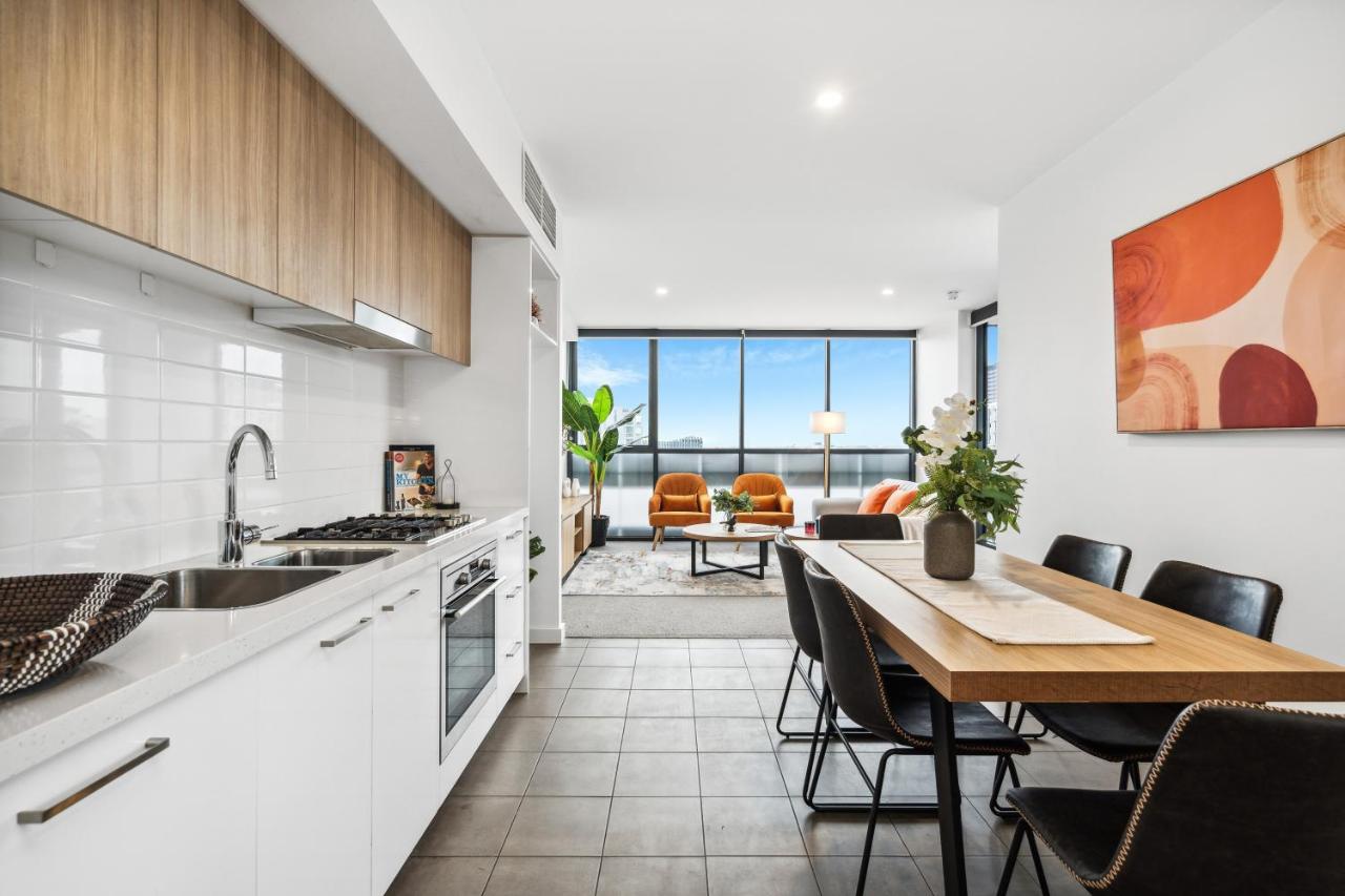 City apartment free parking cityview pool gym - Bed and Breakfast Adelaide