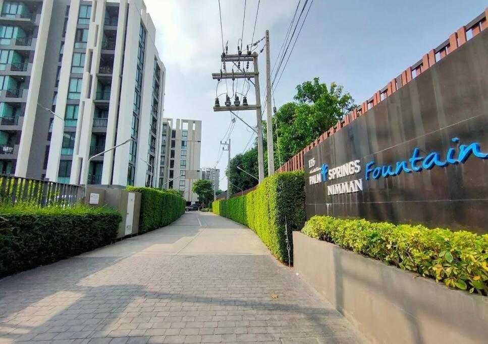 Modern Condo in Nimman (F707) by Pimolplace - B&B Chiang Mai