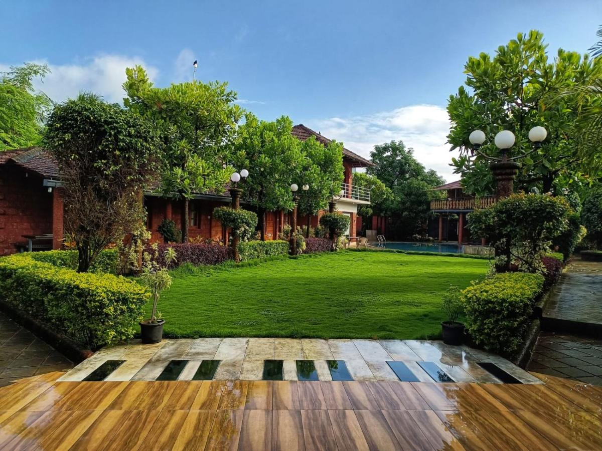 Red Stone Resort - B&B Alibag