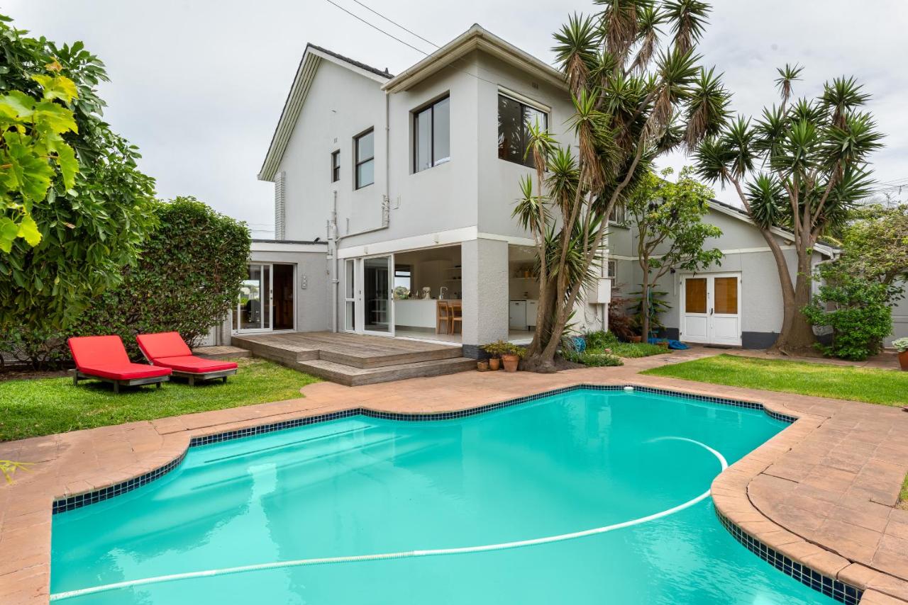 B&B Kaapstad - Seaside Family Haven - Stunning Table Mountain View - Bed and Breakfast Kaapstad