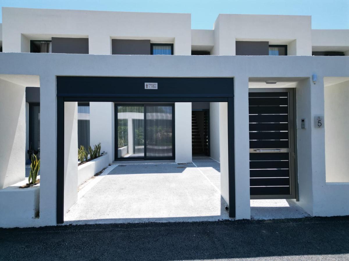 serene villas halkidiki - Cfront private pool - B&B