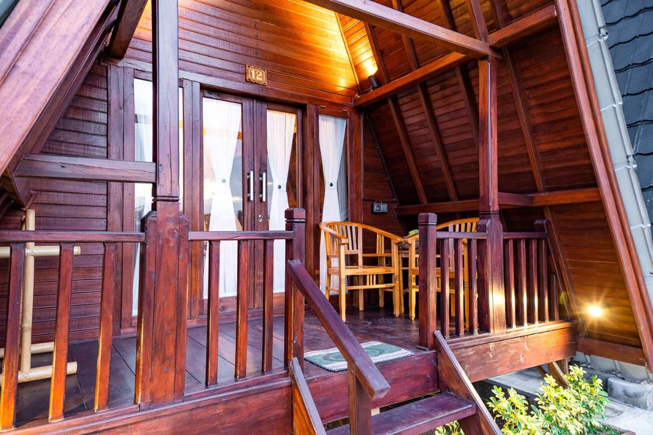 The Pyramid Ubud River Villas - B&B