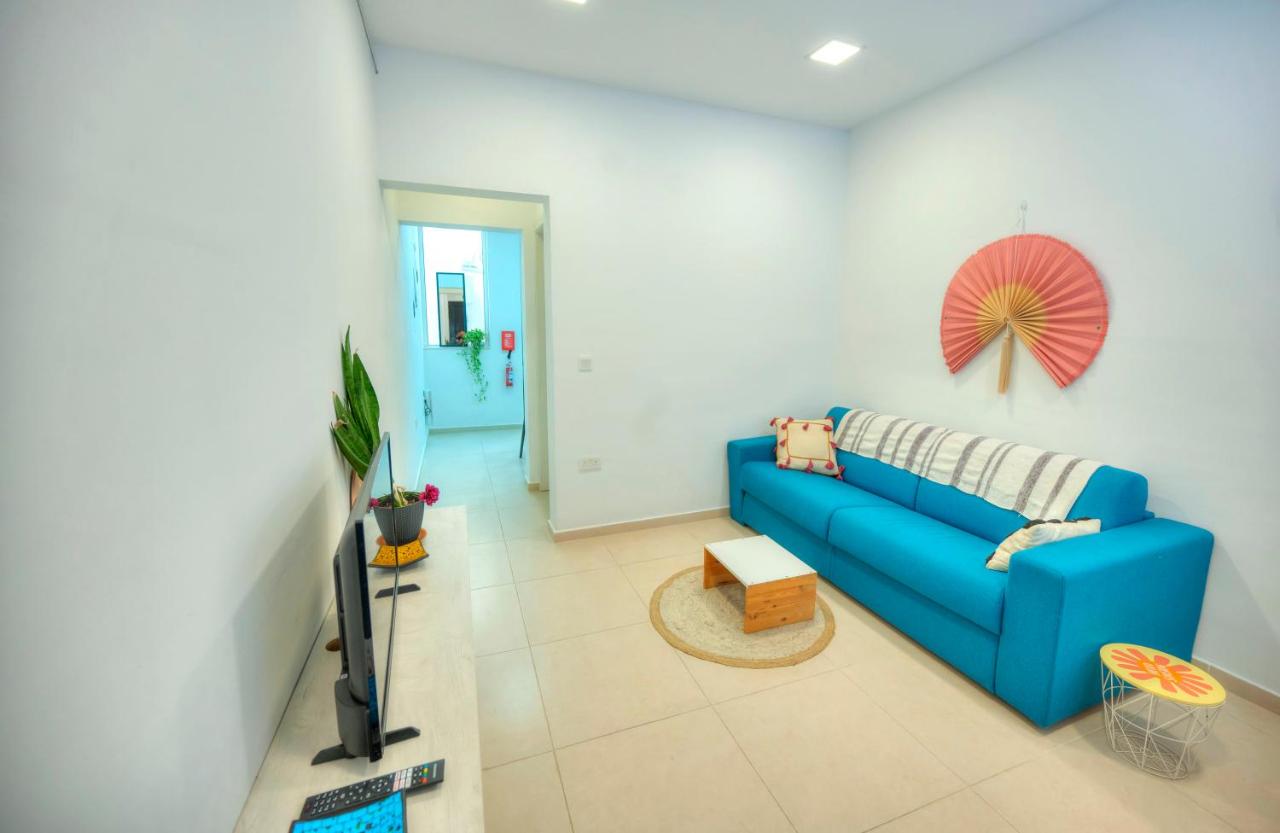 B&B San Pawl il-Baħar - Modern 1BR Stylish Maisonette with Yard - Bugibba Promenade - Bed and Breakfast San Pawl il-Baħar