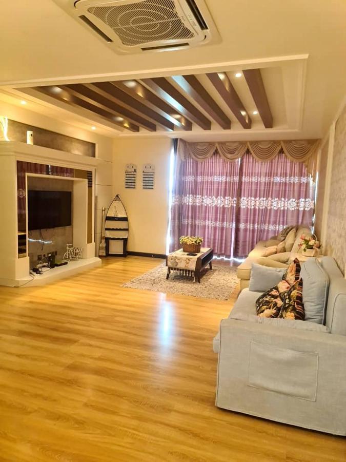 Sekinchan PaddyView Homestay 高楼 看稻田 阳台民宿 - B&B Sekinchan